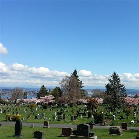 Lake View Cemetery Tour