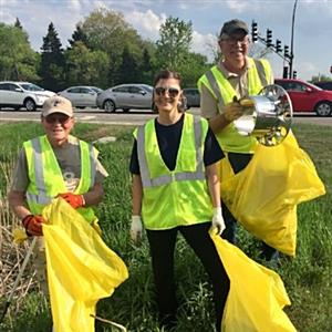 Club Service - Highway 55 Cleanup